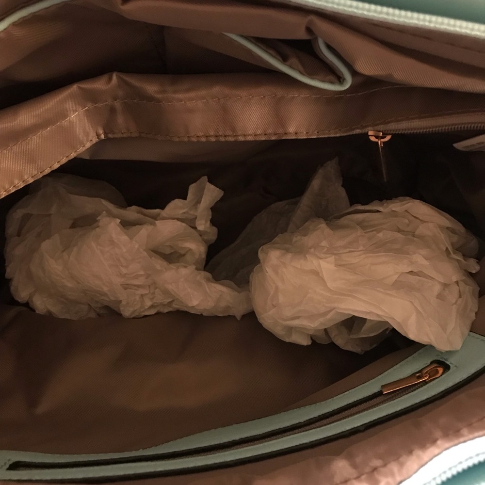 ๐๐๐NEW Handbag๐๐ - Picture 4 of 4
